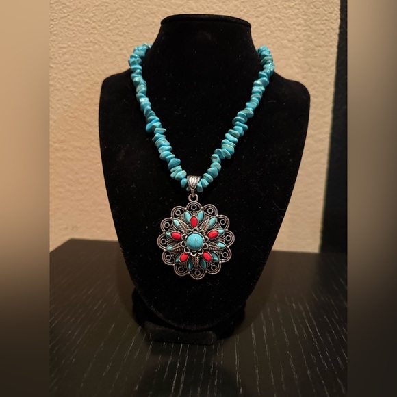Turquoise and Red Floral Pendant Necklace - Picture 2 of 9